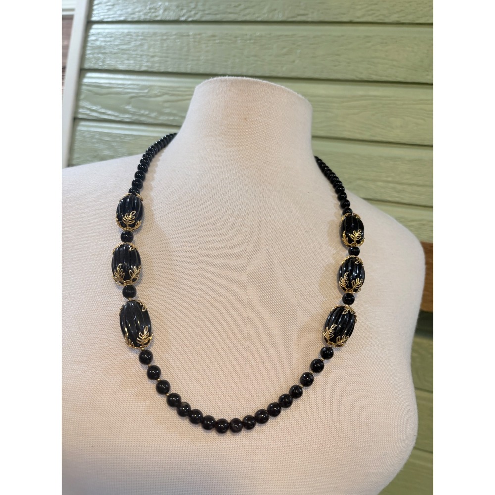 Vintage Style Black Beaded Necklace Gold Tone Filigree Leaf Fluted Oval 28 Inch